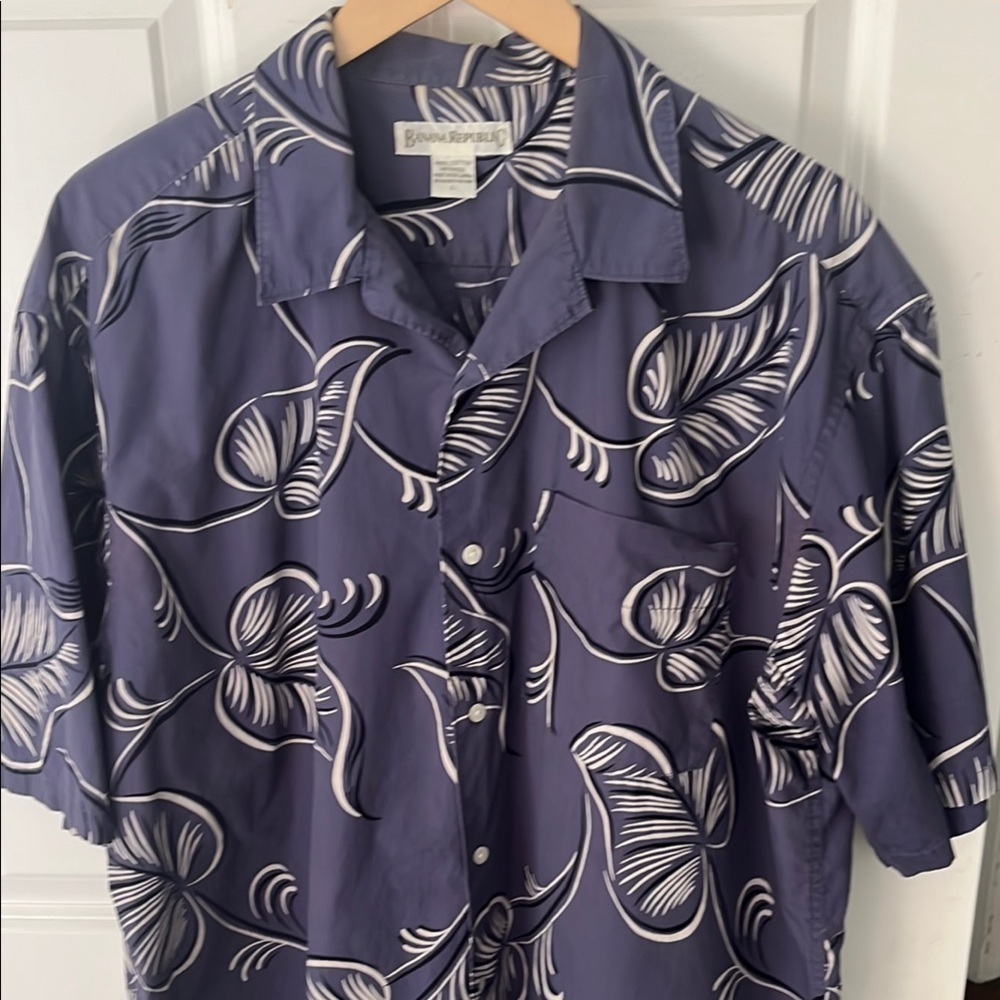Banana Republic Vintage Men’s Blue Casual Button Down Shirt Safari Leaf - Picture 2 of 6